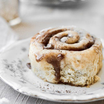 Rolls of cinnamon with vanilla icing