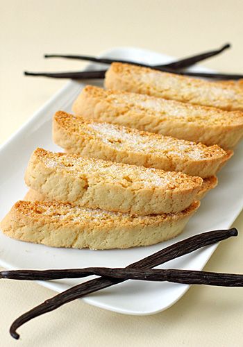 Sweet Vanilla Bean Biscotti